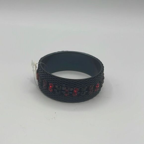 Mia Collection Cuff red stones navy cuff - Picture 1 of 5
